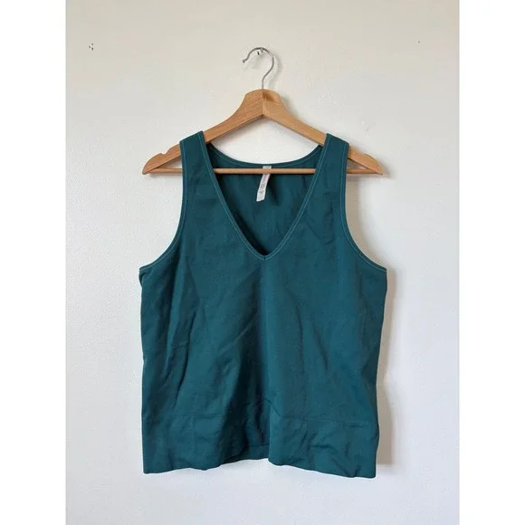Athleta Aurora Seamless Ribbed Cropped Tank – Green/Blue – 1X - Picture 1 of 3